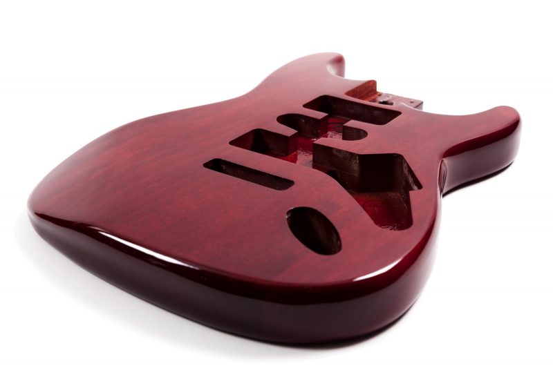 CUERPO STRATOCASTER DE CAOBA TINTADO ROJO CEREZA
