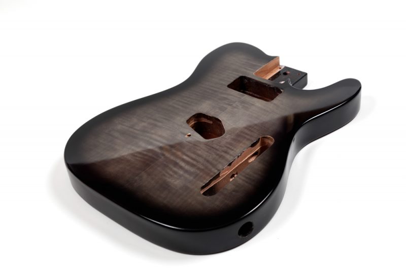 CUERPO TELECASTER DE CAOBA CON TAPA DE ARCE FLAMEADO NEGRO SUNBURST