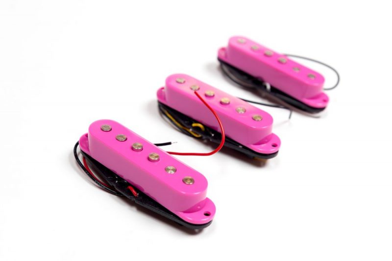 PASTILLAS ARTEC SINGLE COIL CON POLOS ESCALONADOS ROSAS