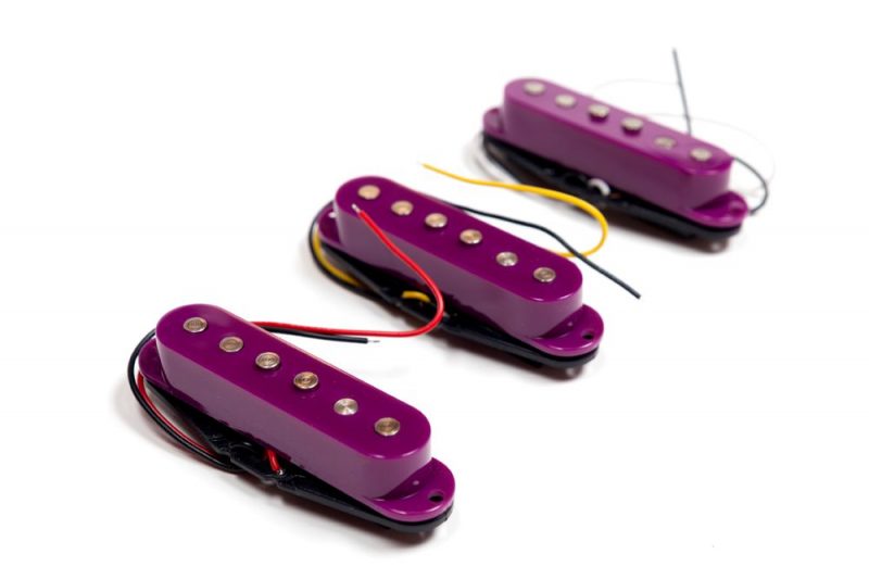 PURPLE ARTEC STAGGERED POLES SINGLE COIL PICKUPS