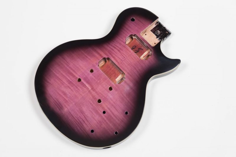CUERPO LES PAUL DE CAOBA CON TAPA DE ARCE FLAMEADO MORADO SUNBURST