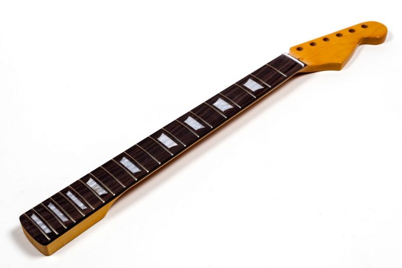 MASTIL STRATOCASTER DE ARCE Y PALO ROSA 21 TRASTES TRAPECIOS VINTAGE TINT GLOSS