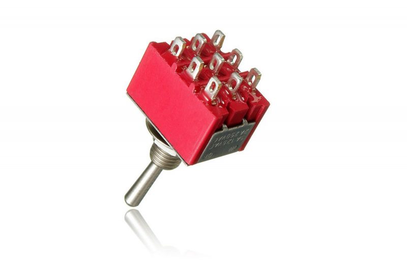 MINI INTERRUPTOR 3PDT ON/ON