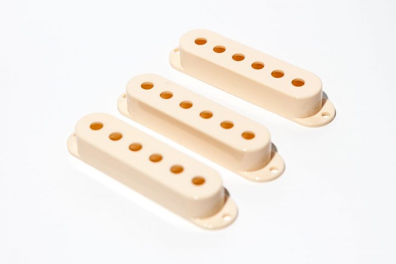 CREAM SINGLE COIL COVERS