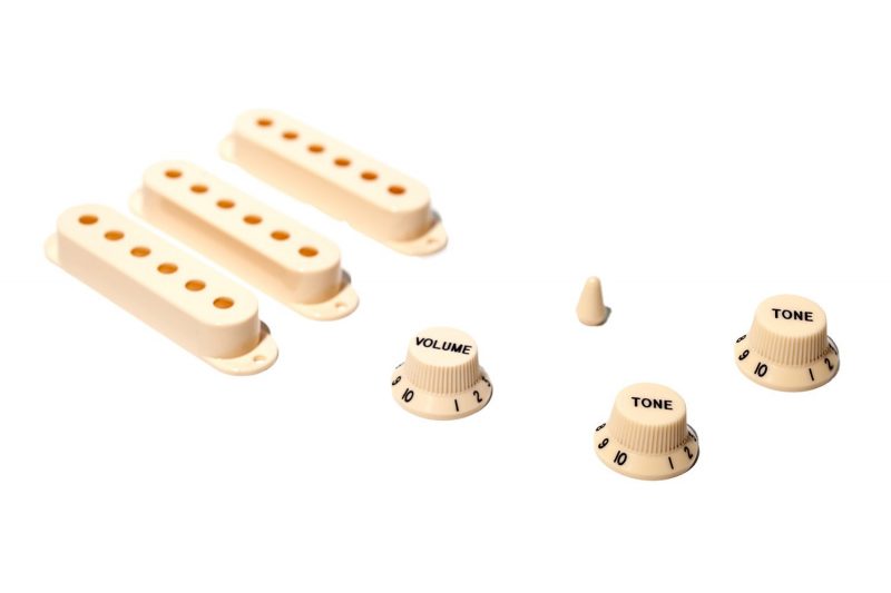 CREAM TIP, KNOBS AND SINGLE COIL COVERS SET
