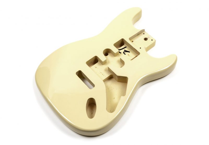 CUERPO STRATOCASTER DE TILO BLANCO VINTAGE