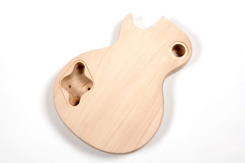 CUERPO LES PAUL DE TILO CON TAPA DE ARCE FLAMEADO