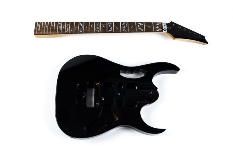 KIT DIY GUITARRA ELECTRICA JEM DE TILO NEGRO