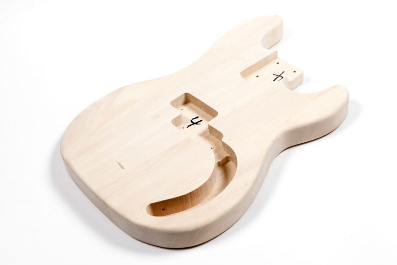 CUERPO BAJO PRECISION BASS TILO