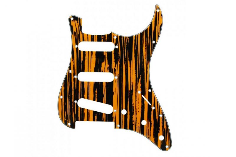 PICKGUARD STRATOCASTER SSS TAWNY STRIPE