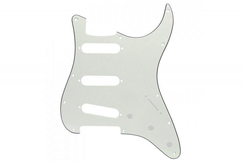 PICKGUARD STRATOCASTER SSS BLANCO VINTAGE 3 CAPAS
