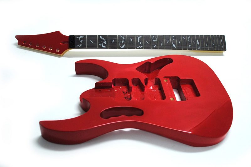 KIT DIY GUITARRA ELECTRICA JEM DE TILO ROJO