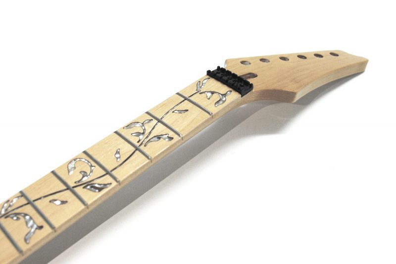 CLEAR GLOSS MAPLE WHITE PEARL TREE OF LIFE JEM NECK