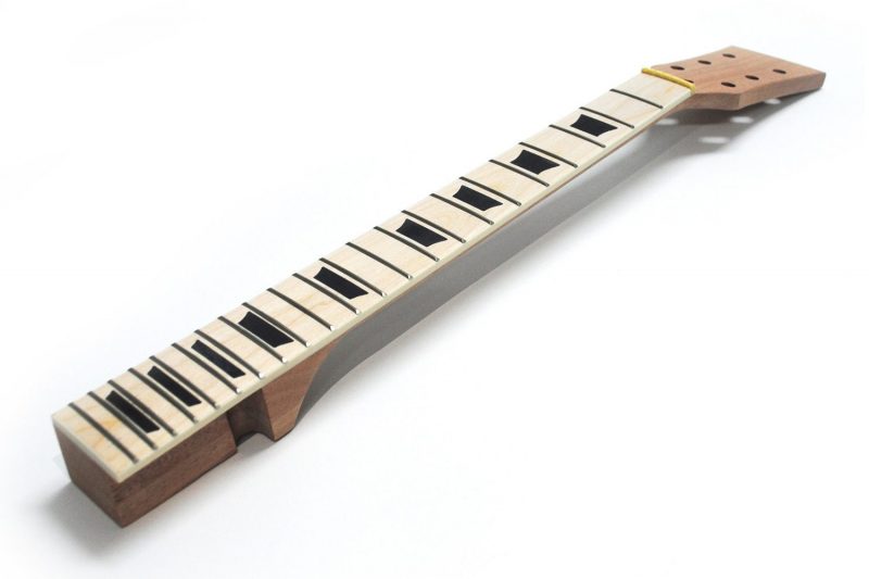 MASTIL LES PAUL DE CAOBA Y ARCE TRAPECIOS NEGROS ENCOLADO