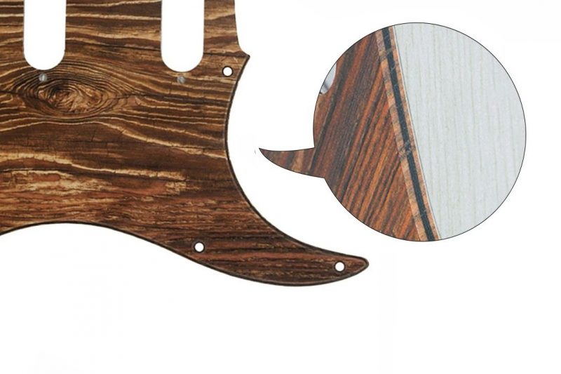 PICKGUARD STRATOCASTER SSS IMITACION MADERA