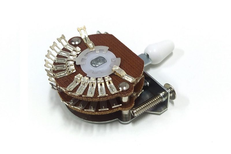 SELECTOR DE PASTILLAS "SUPER SWITCH" ESTILO FENDER 5 POSICIONES TIP BLANCO