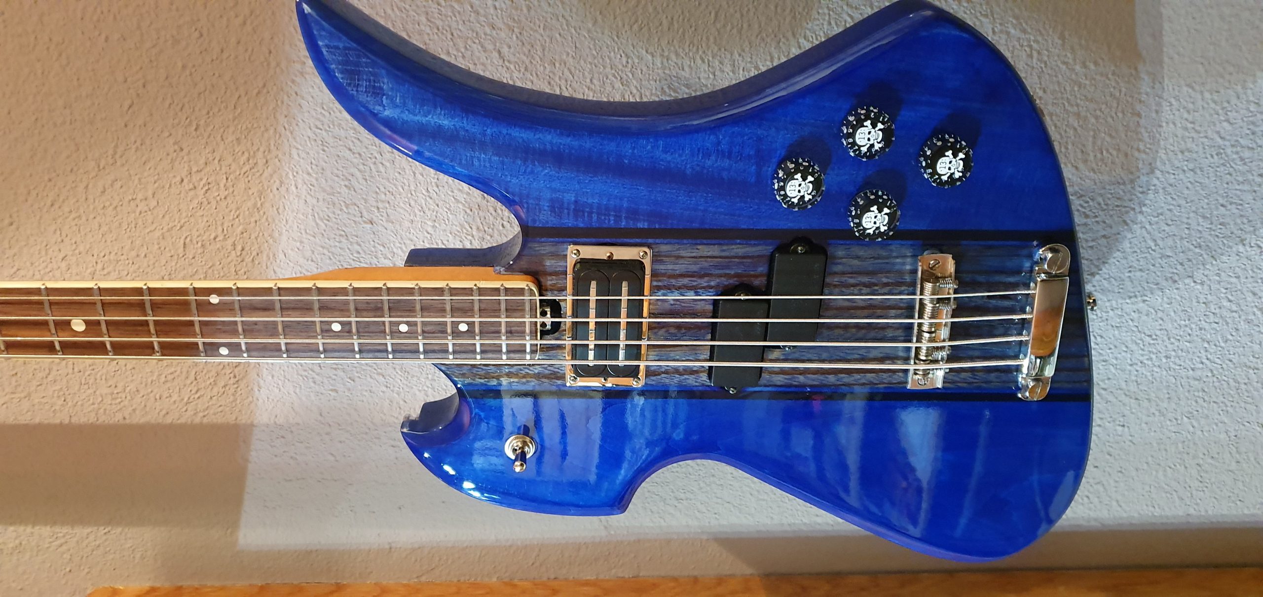 Bajo Firebird de Toni SBX 2 20210330 221129 scaled