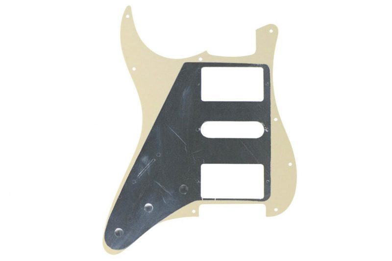 PICKGUARD STRATOCASTER HSH CREMA 3PLY