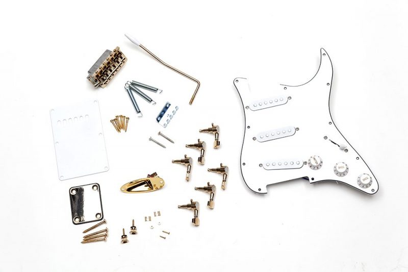 GOLD STRATOCASTER HARDWARE KIT