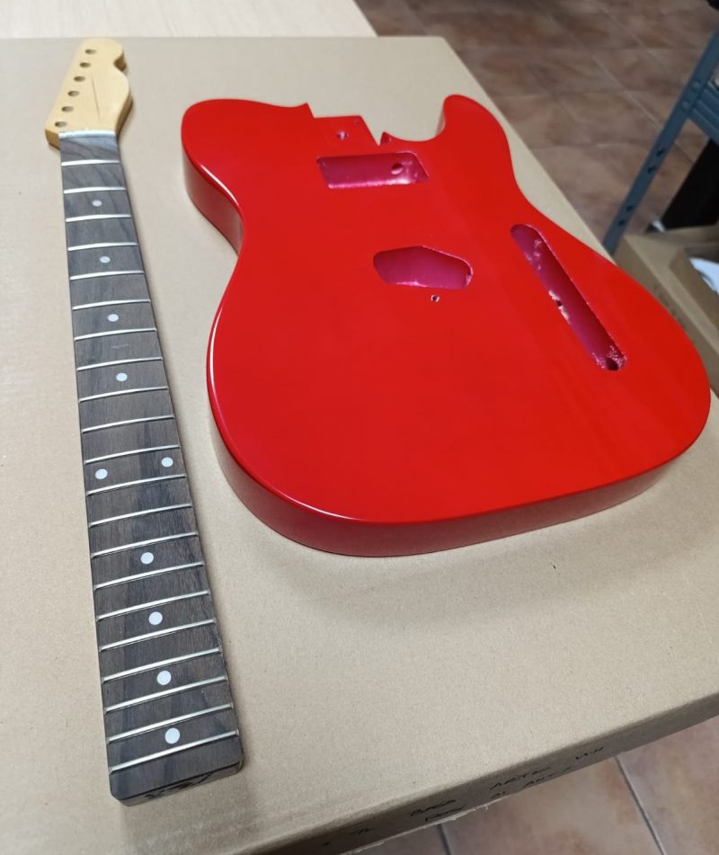SET TELECASTER DE TILO ROJO